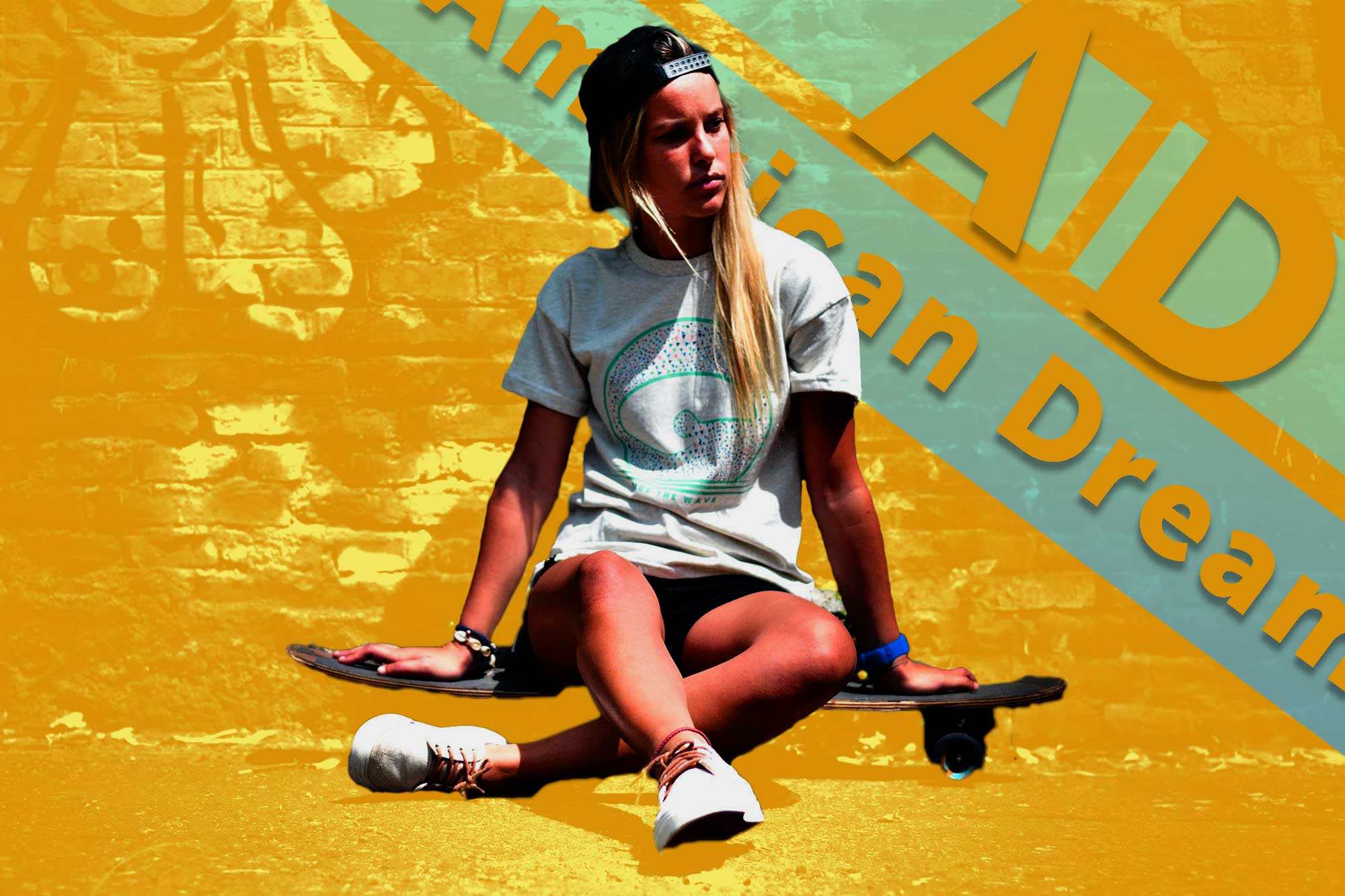 Photoshop duotones girl skateboard